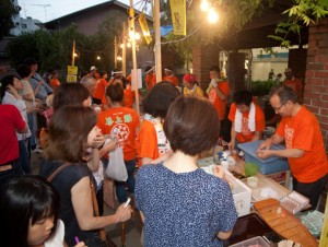 三条会屋台村2014の模様2
